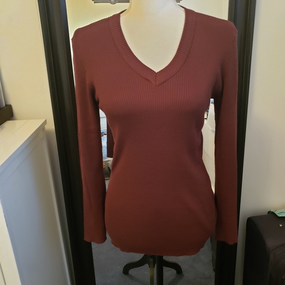 Gianni Feraud v-neck knit sweater in brown - Picture 1 of 3